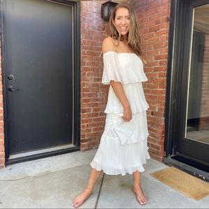 White Off the Shoulder Ruffle Midi Dress 🌿